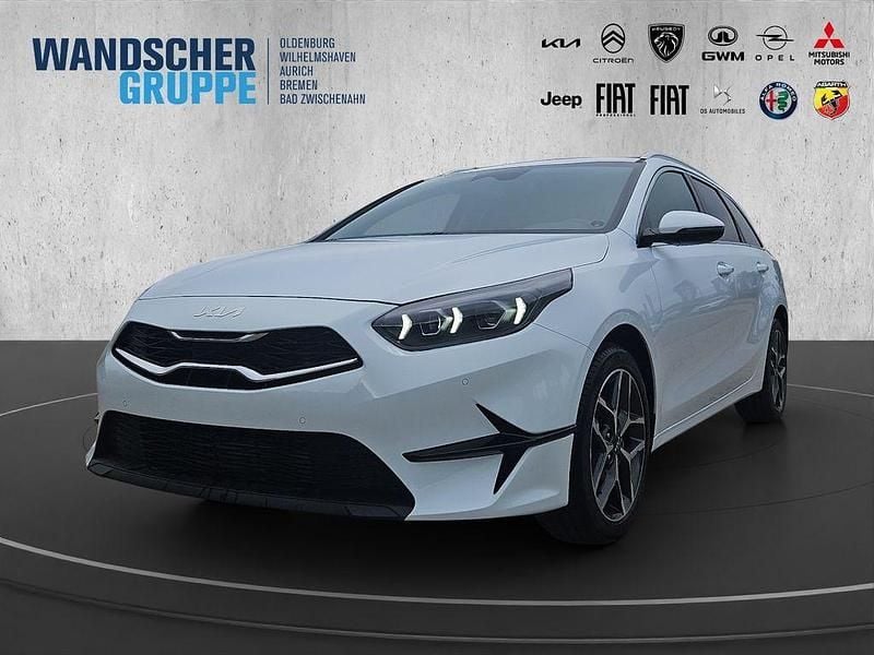 Weißschwarz Neu 2025 Kia Ceed Sportswagon Kombi | 29.990 € (Teuer) - Bild 1/2