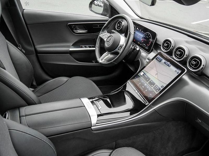 Gebraucht Mercedes C300 Avantgarde 258 PS (189 kW) 2022 Szary Kombi