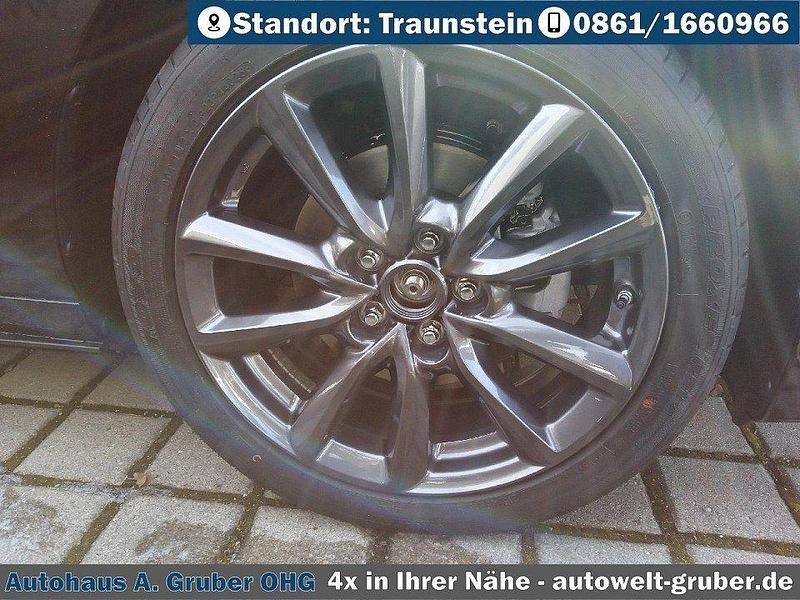 Neu Mazda 3 Center-Line 140 PS (102 kW) 2026 Jet black Limousine