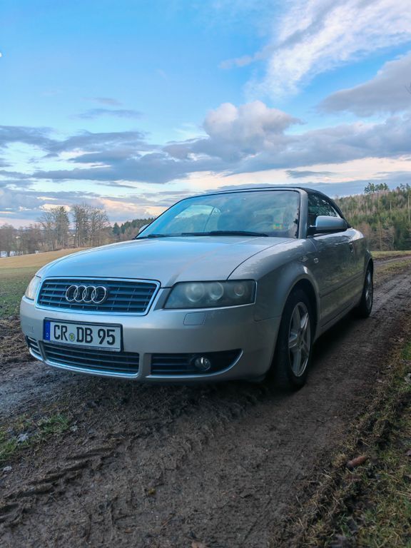 Silber Gebraucht 2003 Audi A4 Cabriolet Cabrio | 5.800 € (Fairer Preis) - Bild 1/4