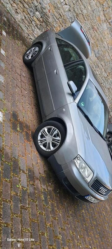 Grau Gebraucht 2002 Audi A6 Limousine | 2.000 € (Fairer Preis) - Bild 1/4