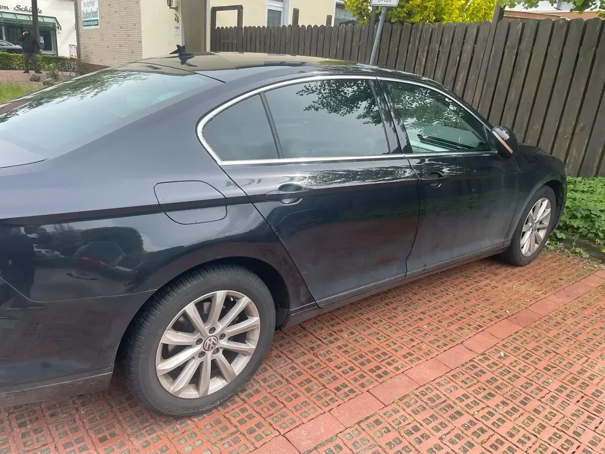 Gebraucht VW Passat 150 PS (110 kW) 2015 Schwarz Limousine
