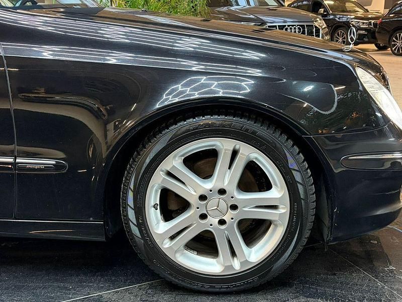 Gebraucht Mercedes E280 Avantgarde 190 PS (139 kW) 2007 Schwarz Limousine