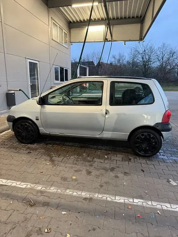Brugt Renault Twingo Expression 75 HK (55 kW) 2002 Sølv Hatchback