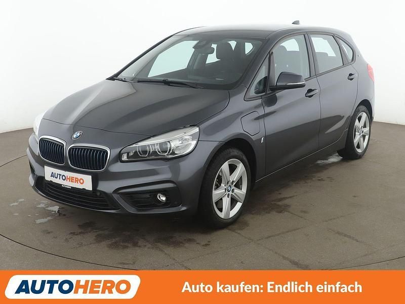 Grau Gebraucht 2016 BMW 225 Active Tourer Advantage Van / Kleinbus | 14.770 € (Fairer Preis) - Bild 1/3