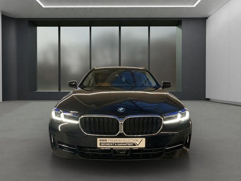 Gebraucht BMW 530e Performance 292 PS (214 kW) 2024 Schwarz Limousine