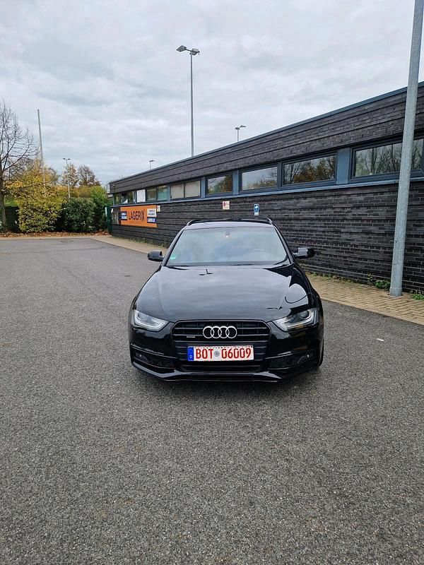 Gebraucht Audi A4 S-Line 177 PS (130 kW) 2013 Schwarz Kombi