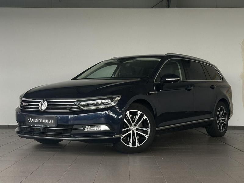 Blau Gebraucht 2016 VW Passat Highline Kombi | 20.390 € (Fairer Preis) - Bild 1/4