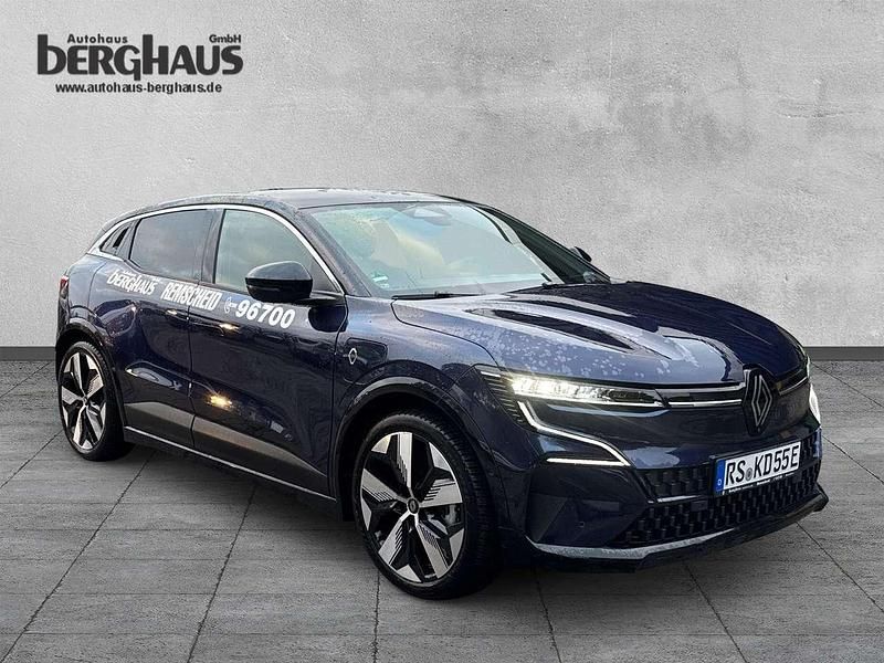 Gebraucht Renault Megane E-Tech Komfort 160 kW (218 PS) 2025 Nachtblau metallic/dach black Limousine