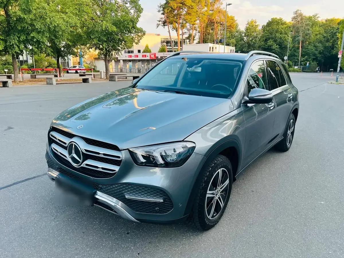 Gebraucht Mercedes GLE300 245 PS (180 kW) 2021 Grau SUV