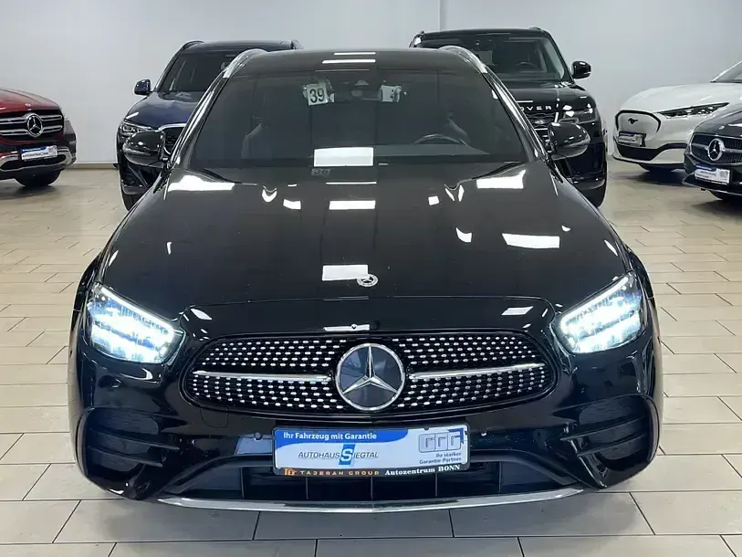 Gebraucht Mercedes E300 AMG line 306 PS (225 kW) 2022 Schwarz Kombi