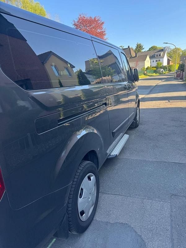 Second-hand Ford Transit 130 CP (95 kW) 2019 Gri Monovolum