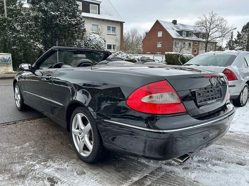 Gebraucht Mercedes CLK200 Avantgarde 184 PS (135 kW) 2008 Schwarz Cabrio