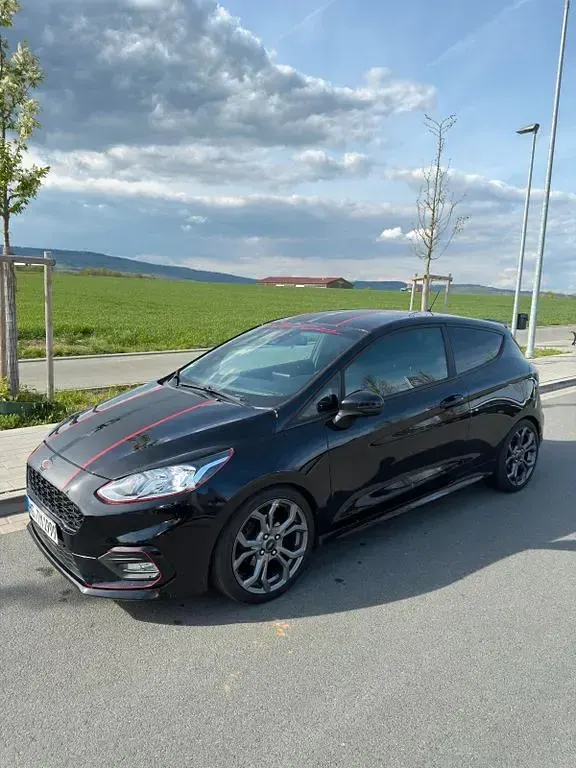 Gebraucht Ford Fiesta ST-Line 101 PS (74 kW) 2018 Schwarz Kleinwagen