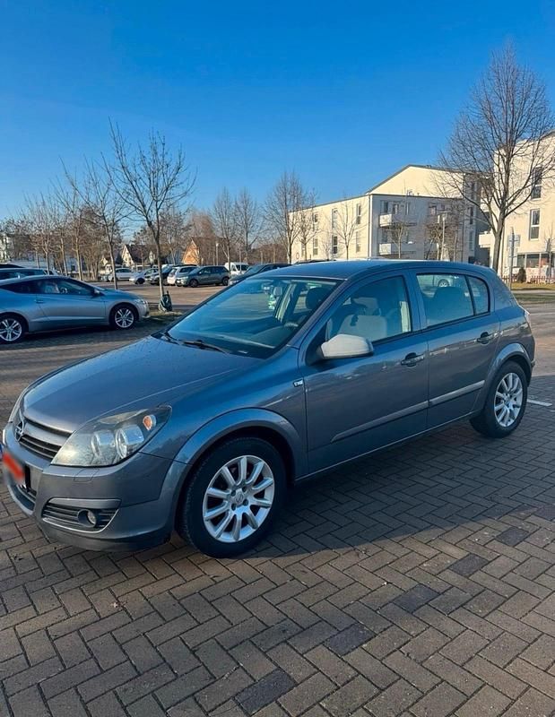 Gebraucht Opel Astra 110 PS (80 kW) 2004 Blau Kleinwagen