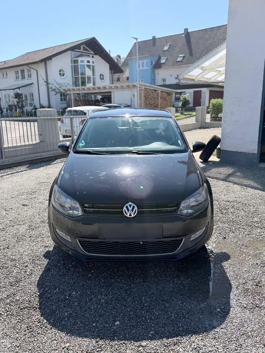 Gebraucht VW Polo Match 90 PS (66 kW) 2012 Schwarz Kleinwagen