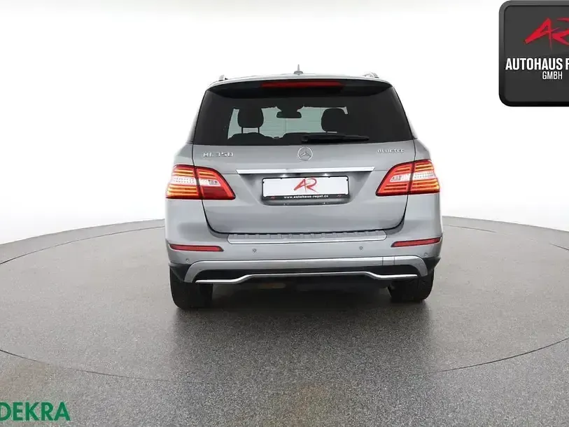 Gebraucht Mercedes ML350 258 PS (189 kW) 2015 Palladiumsilber SUV