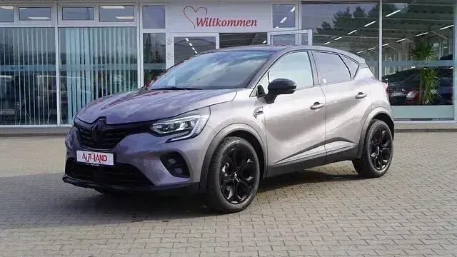Używany Renault Captur 2022 Czarny SUV