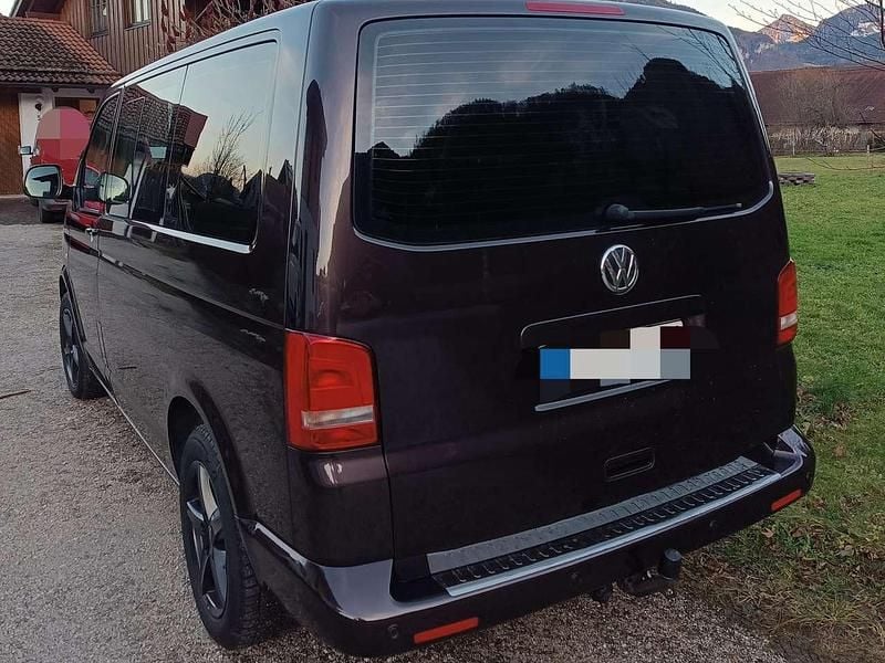 Używany VW T5 Match 179 KM (131 kW) 2012 Brązowy Van