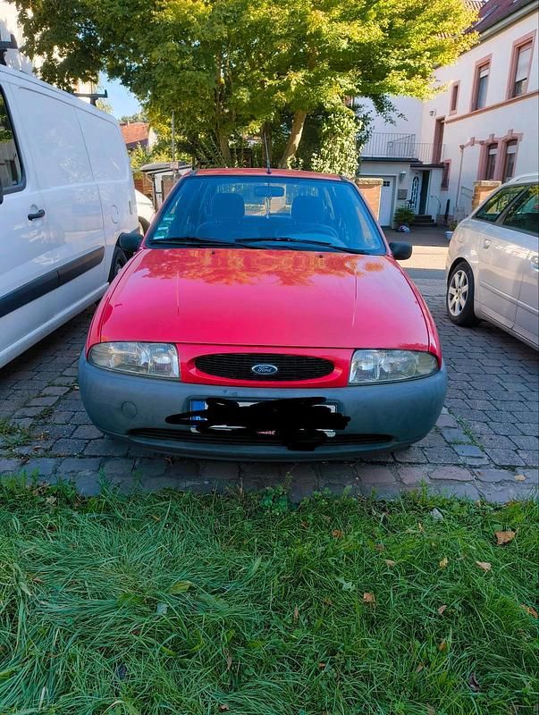 Rot Gebraucht 1998 Ford Fiesta Kleinwagen | 650 € (Fairer Preis) - Bild 1/4