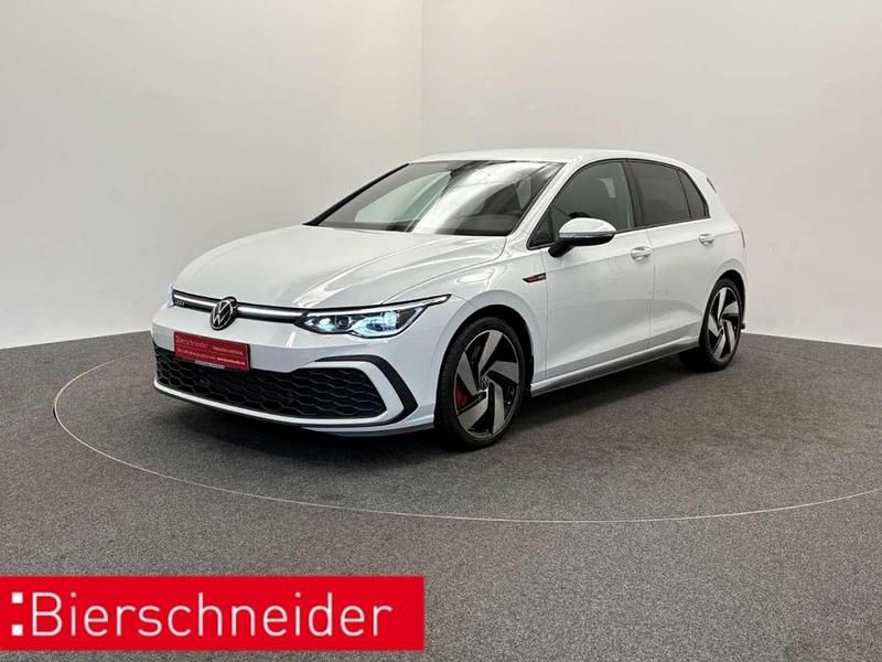 Weiß Gebraucht 2022 VW Golf Pro Limousine | 27.950 € (Fairer Preis) - Bild 1/3
