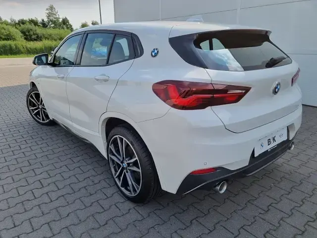 Gebraucht BMW X2 M Sport 150 PS (110 kW) 2021 Weiß alpinweiss 3 SUV