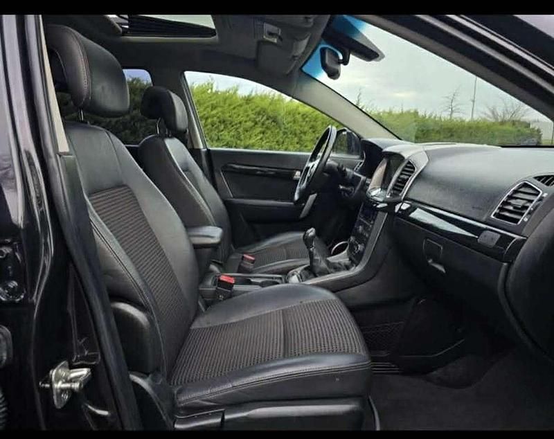 Gebraucht Chevrolet Captiva LT 163 PS (119 kW) 2012 Schwarz SUV