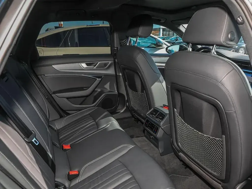 Gebraucht Audi A6 Advanced Plus 265 PS (194 kW) 2025 Mythosschwarz metallic Kombi