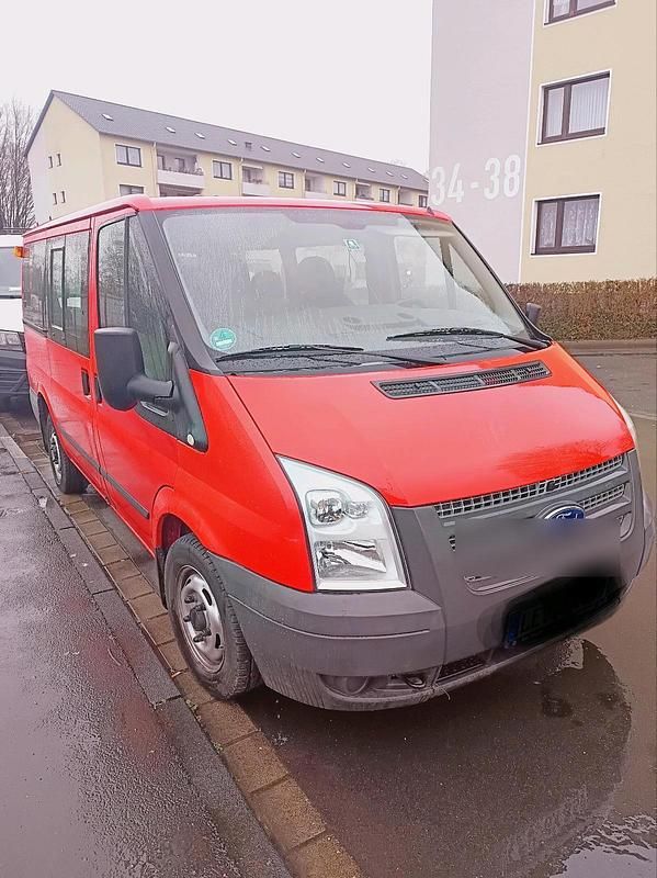 Gebraucht Ford Transit 100 PS (73 kW) 2013 Rot Van / Kleinbus