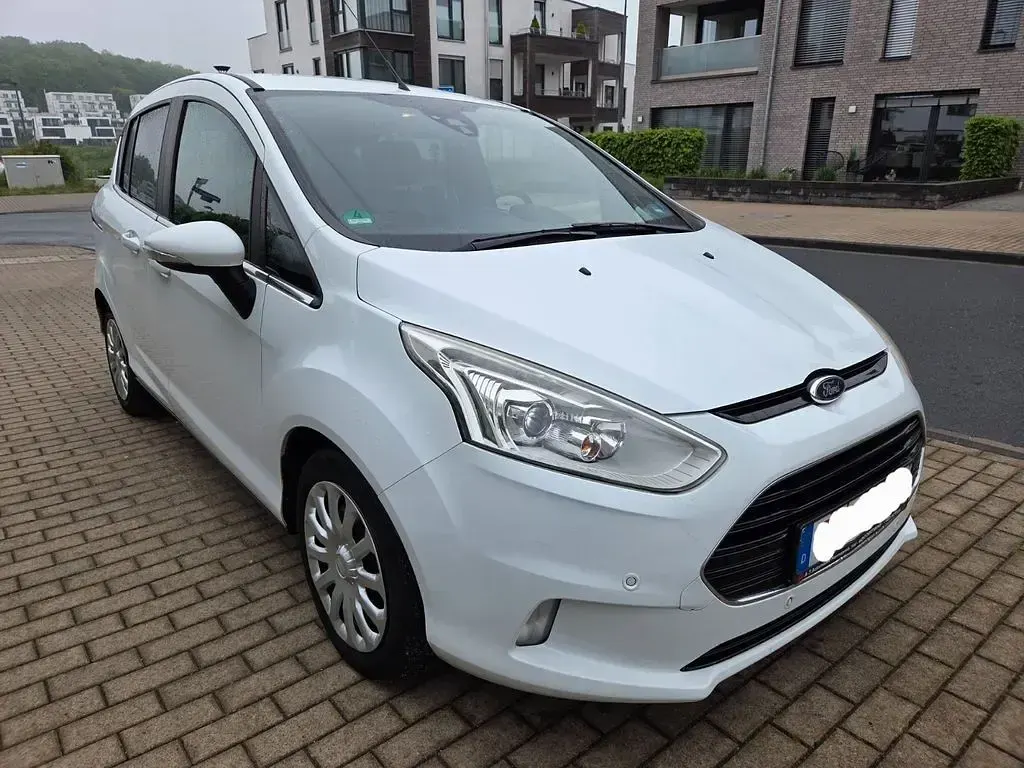 Gebraucht Ford B-MAX Titanium 95 PS (69 kW) 2013 Weiß Van / Kleinbus