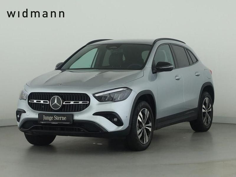 Metalliclack hightechsilber Gebraucht 2024 Mercedes GLA200 Advanced Plus SUV | 37.850 € (Fairer Preis) - Bild 1/4