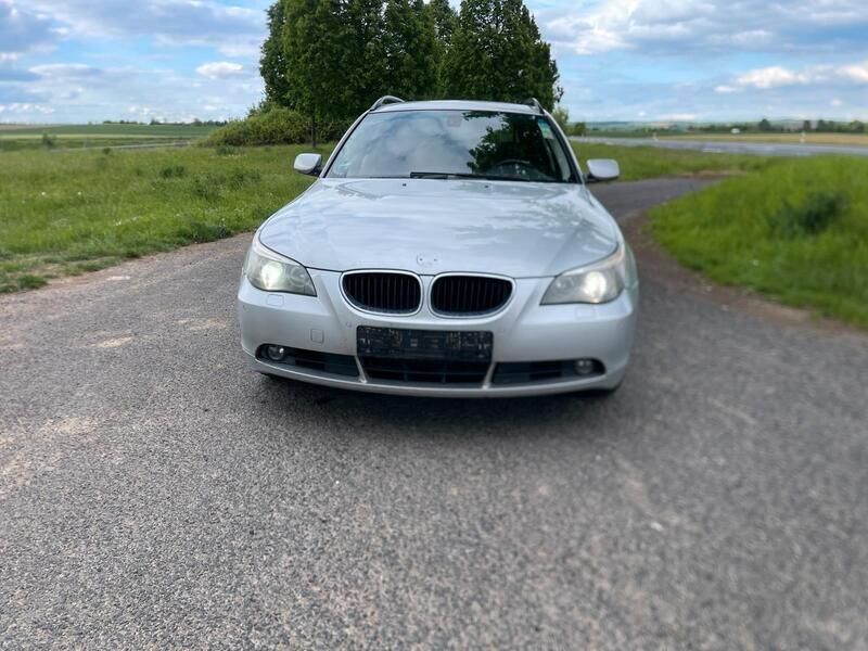 Silber Gebraucht 2006 BMW 520 Kombi | 1.500 € (Superpreis) - Bild 1/4