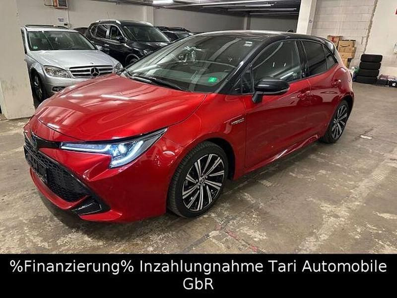 Gebraucht Toyota Corolla Team 122 PS (89 kW) 2021 Rot Limousine
