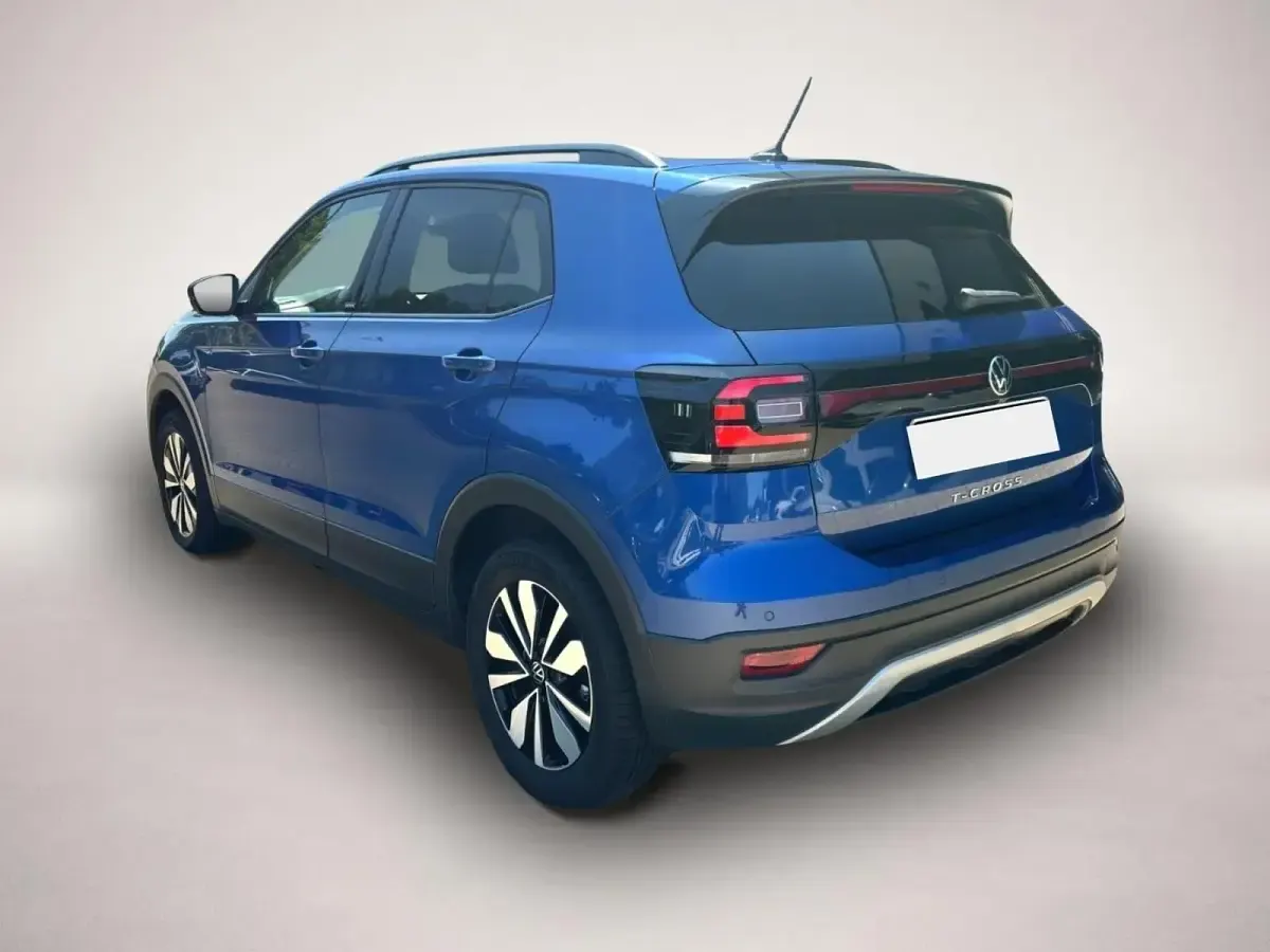 Gebraucht VW T-Cross Move 110 PS (80 kW) 2023 Manufacturer SUV