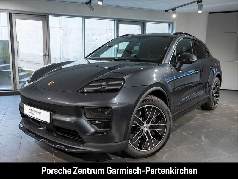 Grau Gebraucht 2025 Porsche Macan SUV | 83.440 € - Bild 1/4