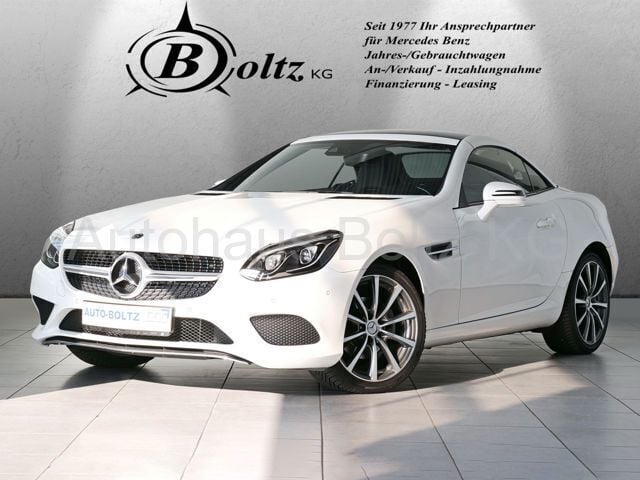 Weiß Gebraucht 2019 Mercedes SLC180 Cabrio | 31.990 € (Etwas zu teuer) - Bild 1/4