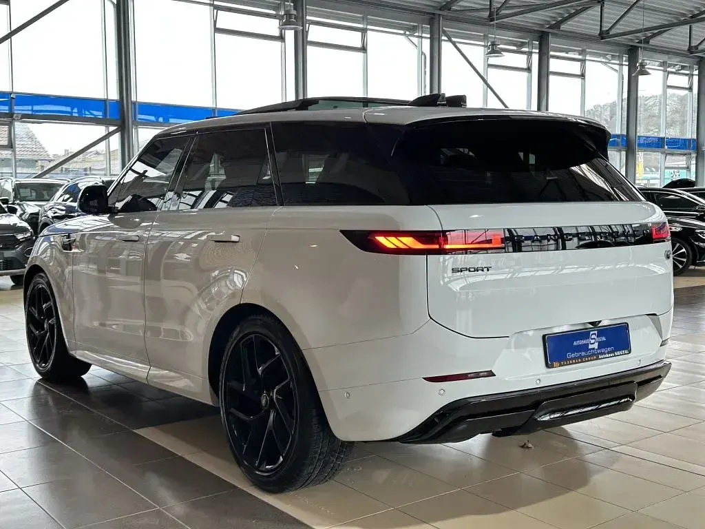 Gebraucht Land Rover Range Rover Sport 301 PS (221 kW) 2023 Weiß SUV