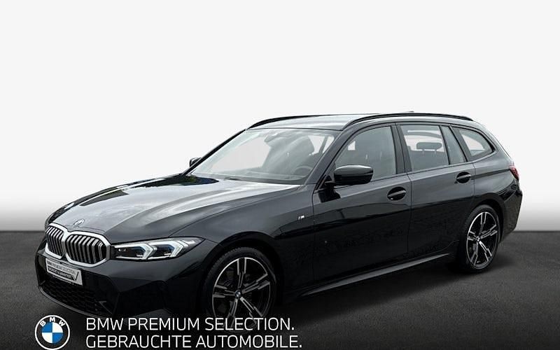 Saphirschwarz metallic Gebraucht 2023 BMW 318 Performance Kombi | 34.990 € (Fairer Preis) - Bild 1/4