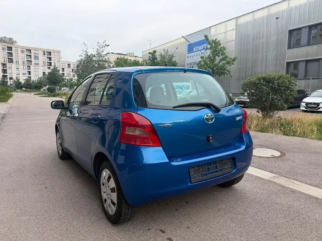 Gebraucht Toyota Yaris Sol 69 PS (50 kW) 2009 Blau Kleinwagen