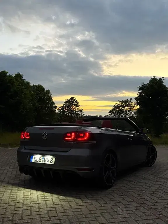 Gebraucht VW Golf Cabriolet 105 PS (77 kW) 2012 Grau Cabrio