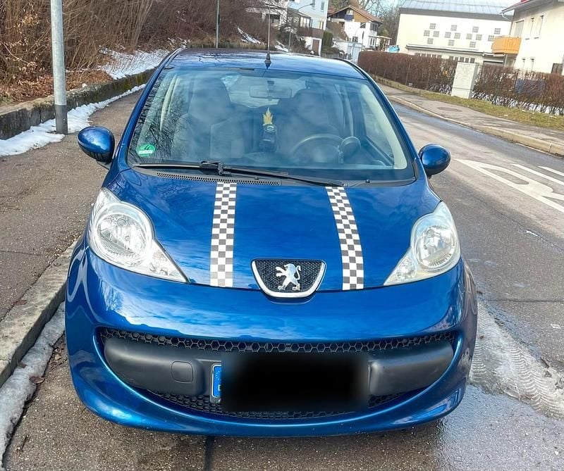 Gebraucht Peugeot 107 52 PS (38 kW) 2008 Blau Kleinwagen