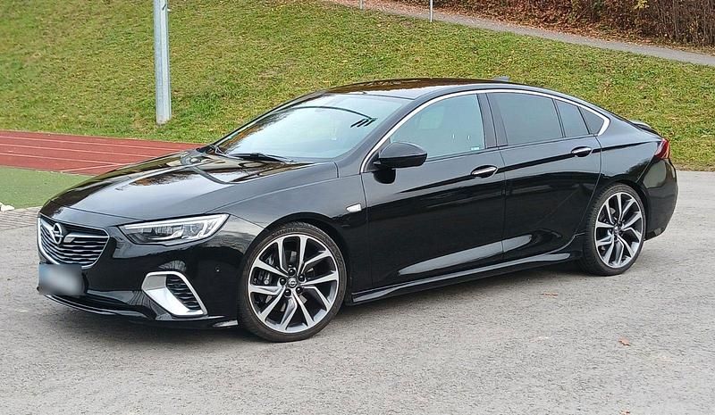 Gebraucht Opel Insignia 260 PS (191 kW) 2018 Schwarz Limousine