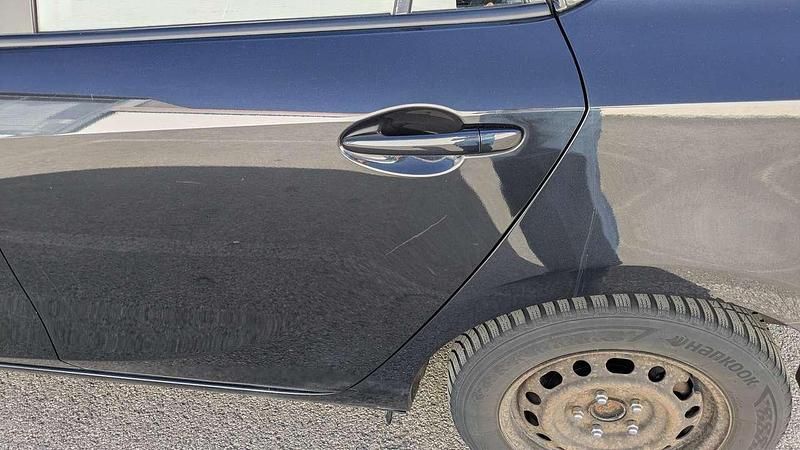 Second-hand Mazda 3 Exclusive 105 CP (77 kW) 2009 Berlinǎ