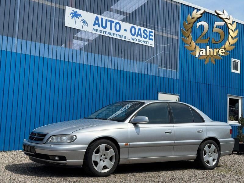 Silber Gebraucht 2000 Opel Omega Limousine | 990 € (Superpreis) - Bild 1/3