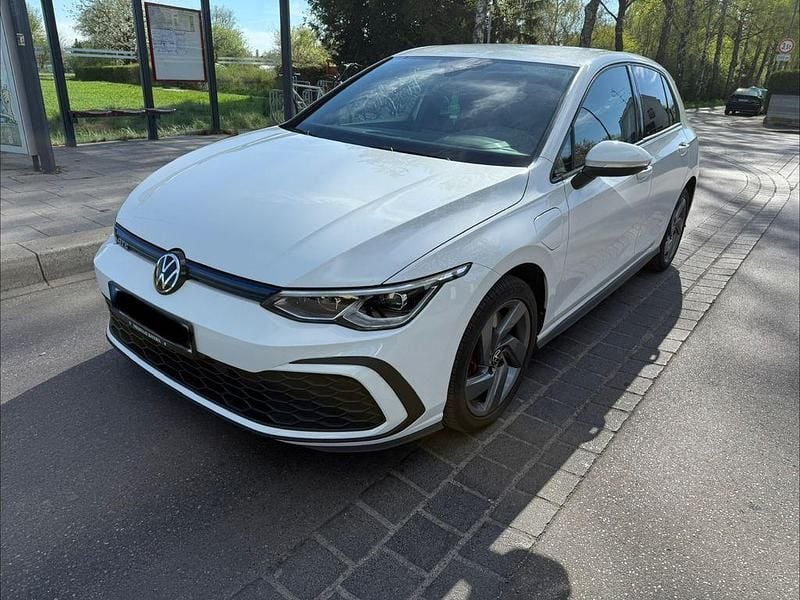 Gebraucht VW Golf VIII GTE 245 PS (180 kW) 2021 Weiß Limousine