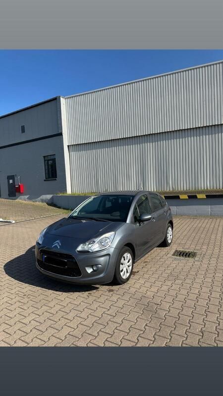 Grau Gebraucht 2011 Citroën C3 Kleinwagen | 2.999 € (Fairer Preis) - Bild 1/4