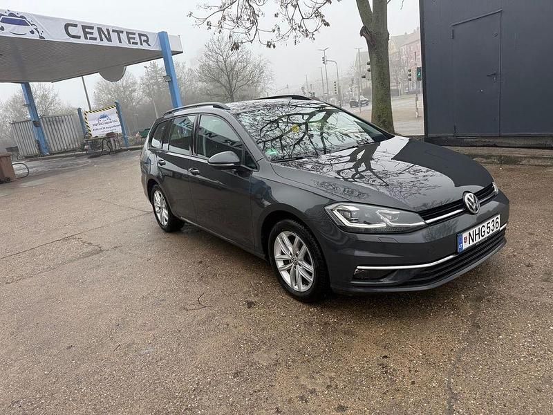 Gebraucht VW Golf VII United 150 PS (110 kW) 2020 Grau Kombi