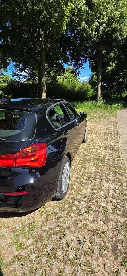 Gebraucht BMW 116 Advantage 116 PS (85 kW) 2017 Schwarz Kleinwagen