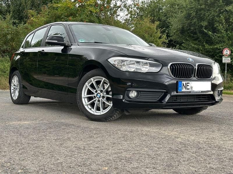 Schwarz Gebraucht 2017 BMW 116 Advantage Kleinwagen | 13.600 € (Etwas zu teuer) - Bild 1/4