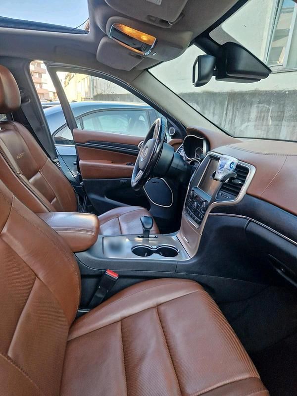 Gebraucht Jeep Grand Cherokee Summit 250 PS (183 kW) 2016 Schwarz SUV